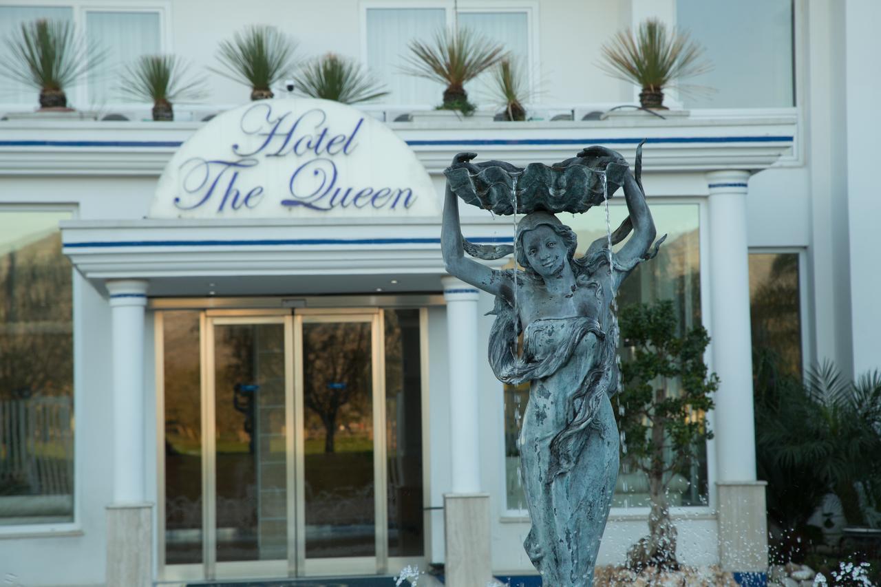 Hotel The Queen Pastorano Eksteriør bilde